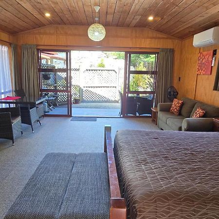The Rocks Chalets Takaka Εξωτερικό φωτογραφία