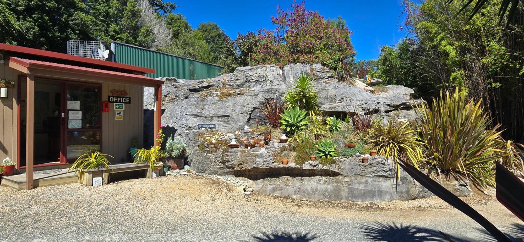 The Rocks Chalets Takaka Εξωτερικό φωτογραφία